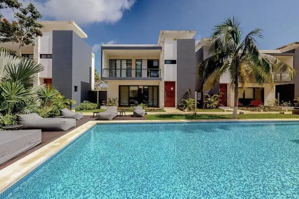 Contemporary Poolside Condo, Wi-Fi - Paraiso Kaanal 101 Tulum Mexiko